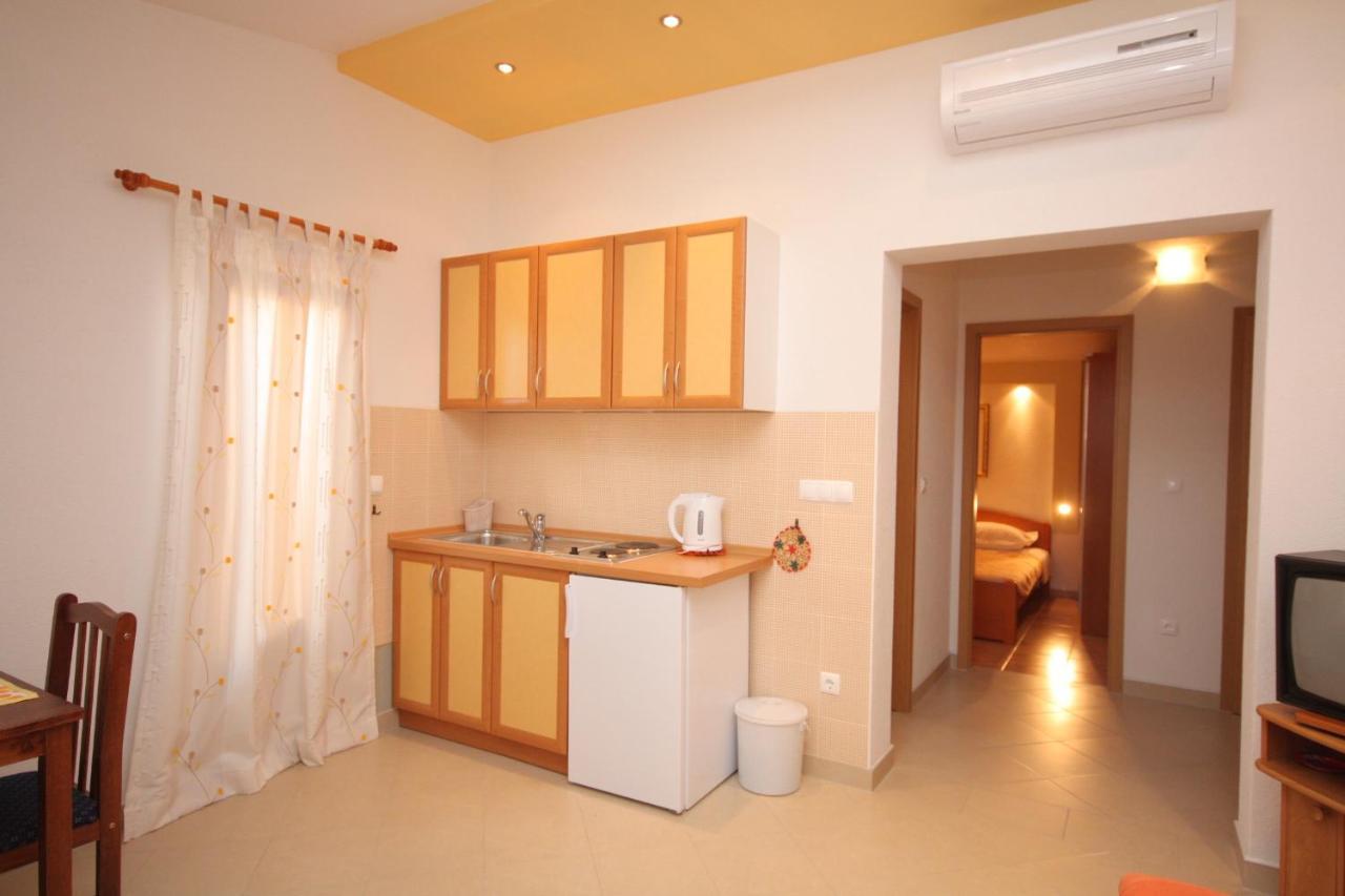 Apartments With A Parking Space Baska Voda, Makarska - 2709 Exterior foto